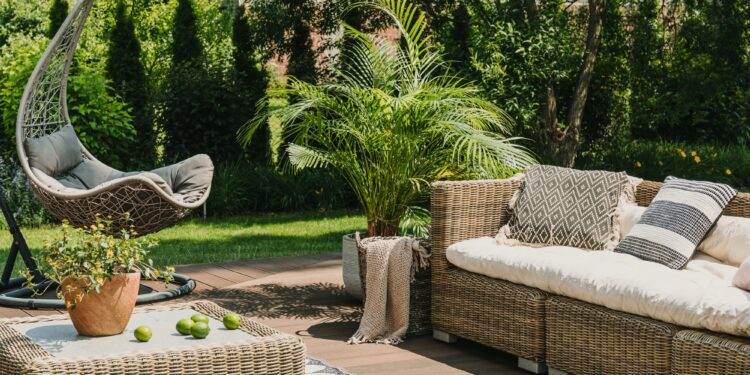 Cum alegi mobilierul de gradina